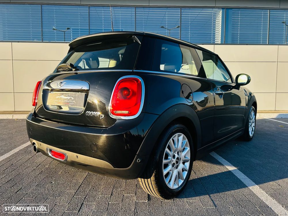 MINI 3 Portas Cooper D Metropolitan - 11