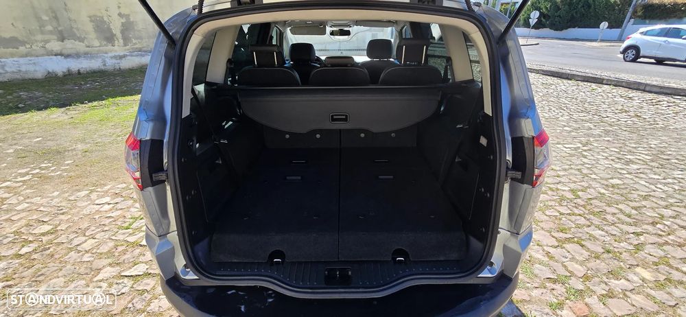 Ford S-Max 2.2 TDCi Titanium 7L - 13