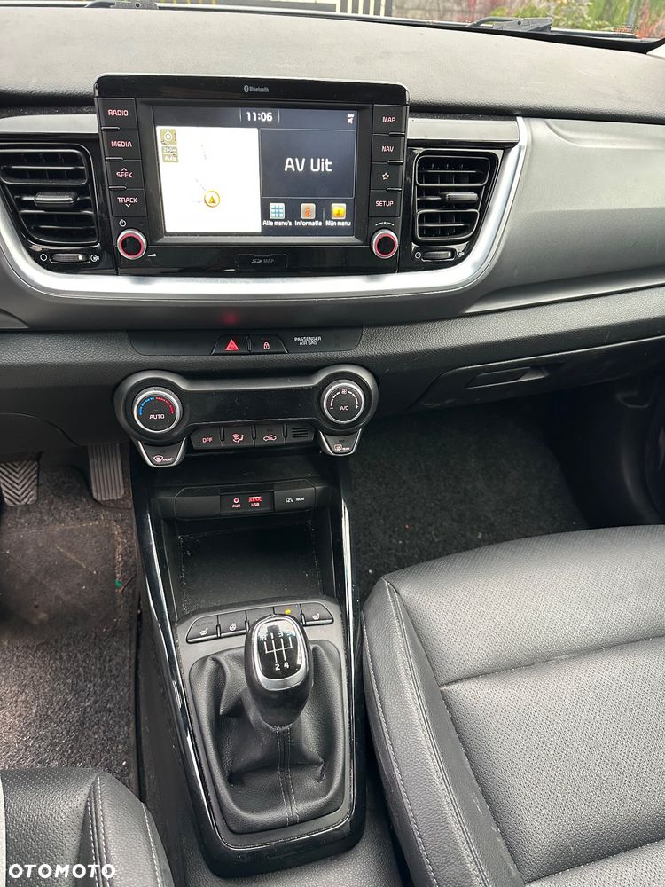 Kia Stonic - 14