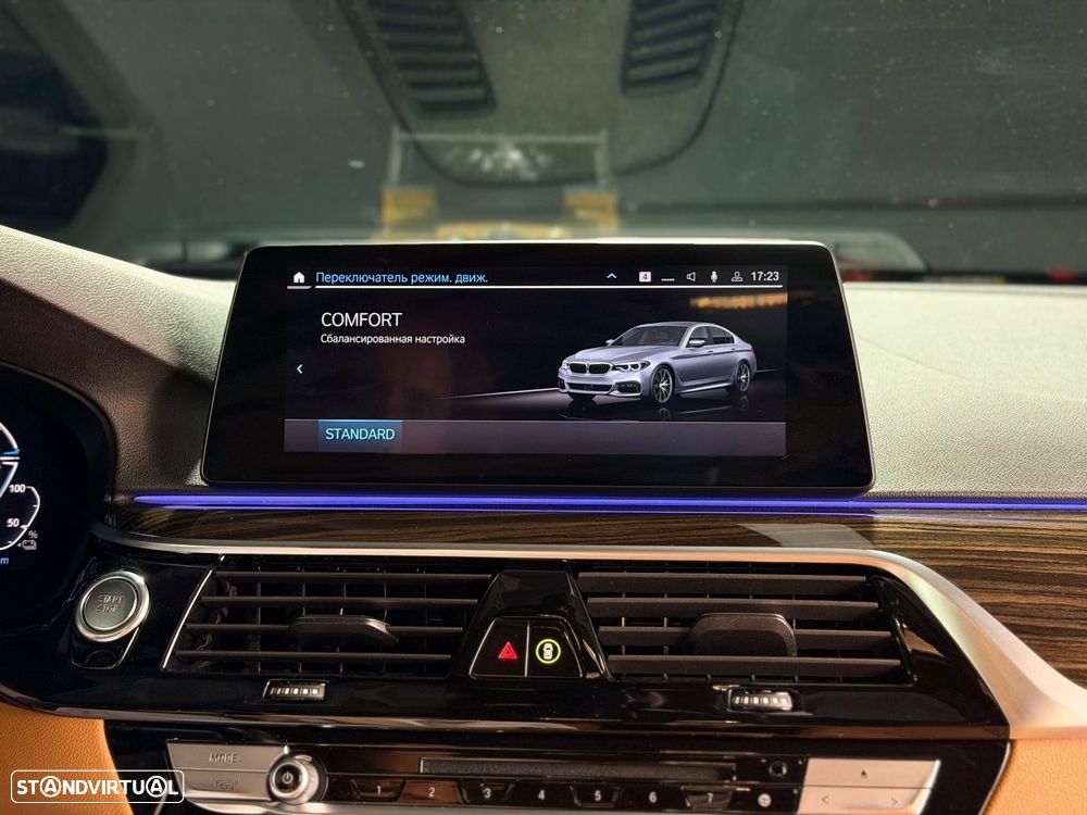 BMW 530 e iPerformance Line Luxury - 56