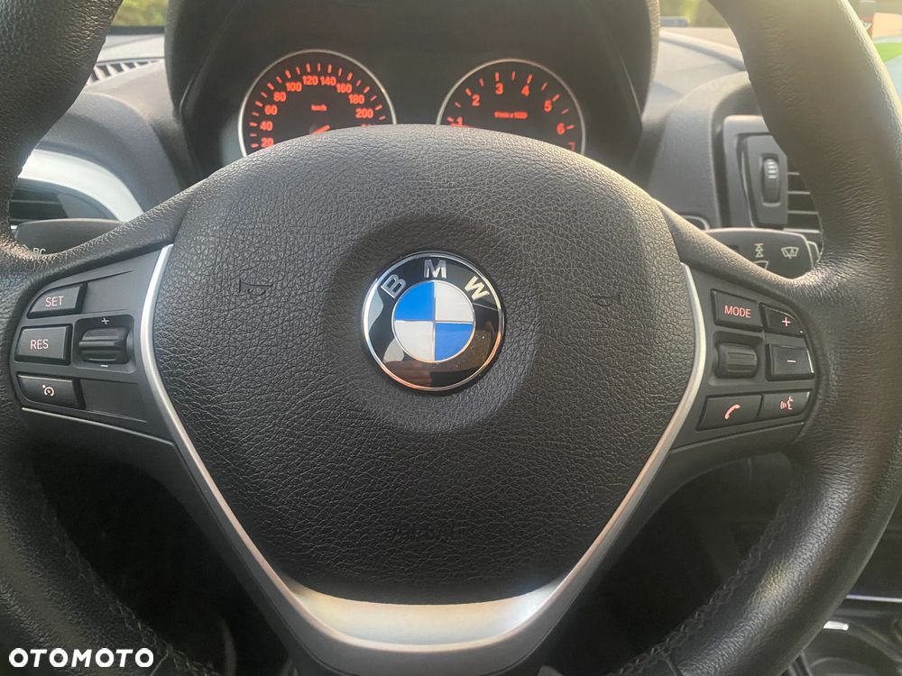 BMW Seria 1 - 29