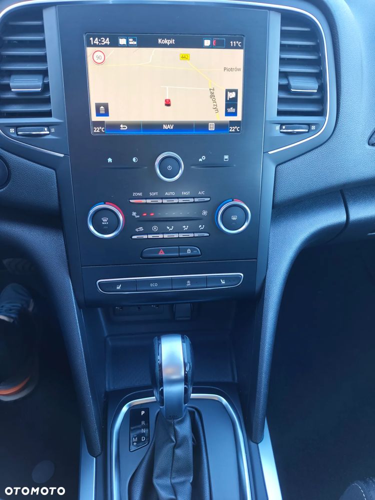 Renault Megane ENERGY TCe 140 EDC LIMITED - 17