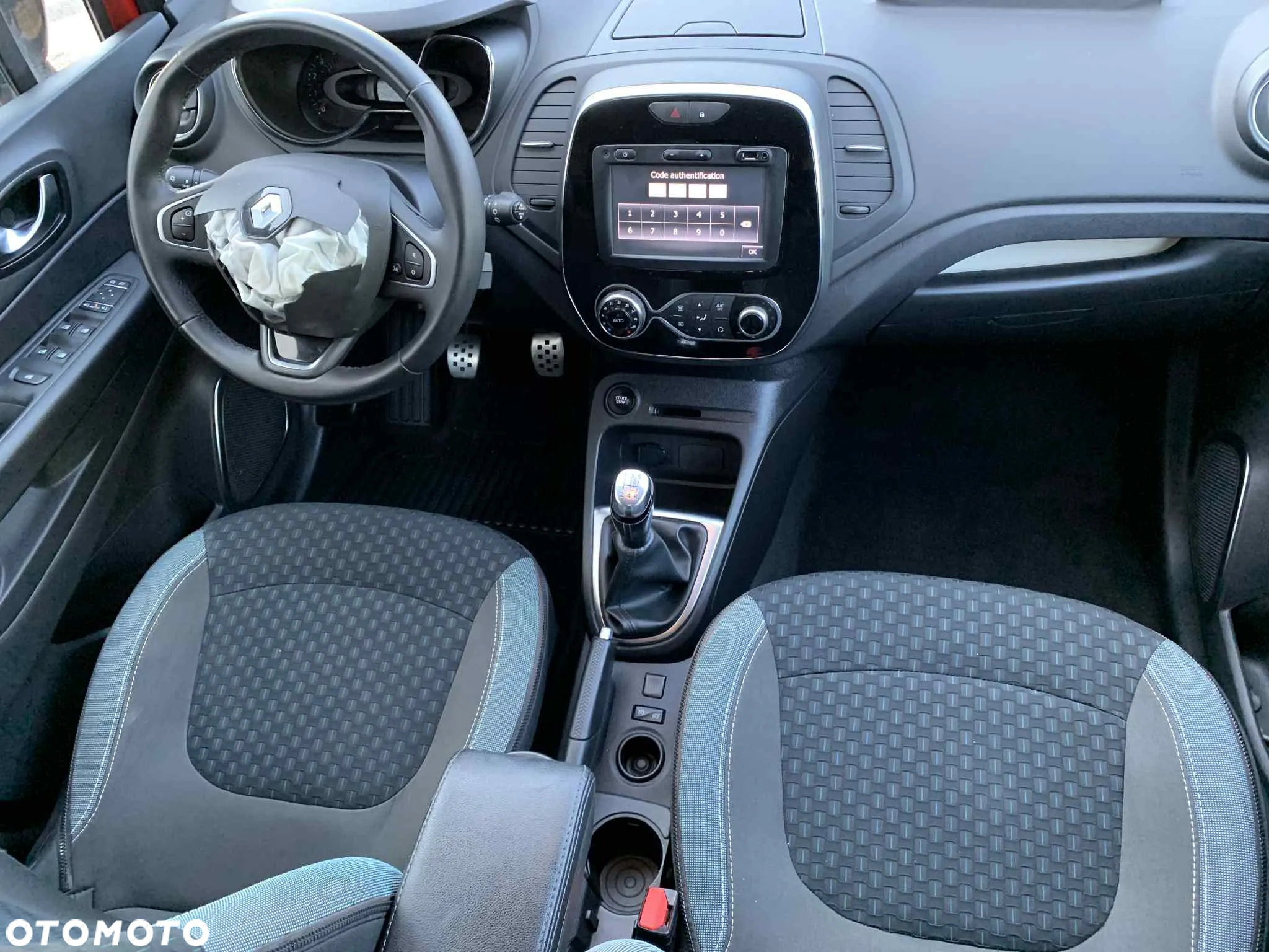 Renault Captur 1.5 dCi Intens - 18