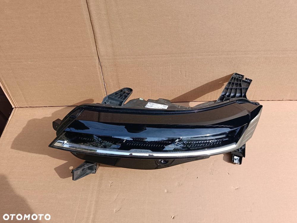 Full Led przedni lewy Renault Megane V 5 E-TECH lampa 260606256R - 2