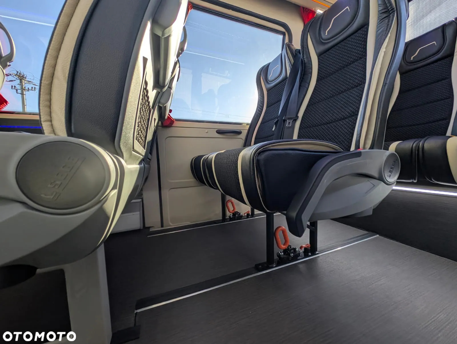 Mercedes-Benz Sprinter 519 - 15