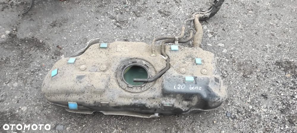 Bak Zbiornik Paliwa Hyundai i20 II - 1