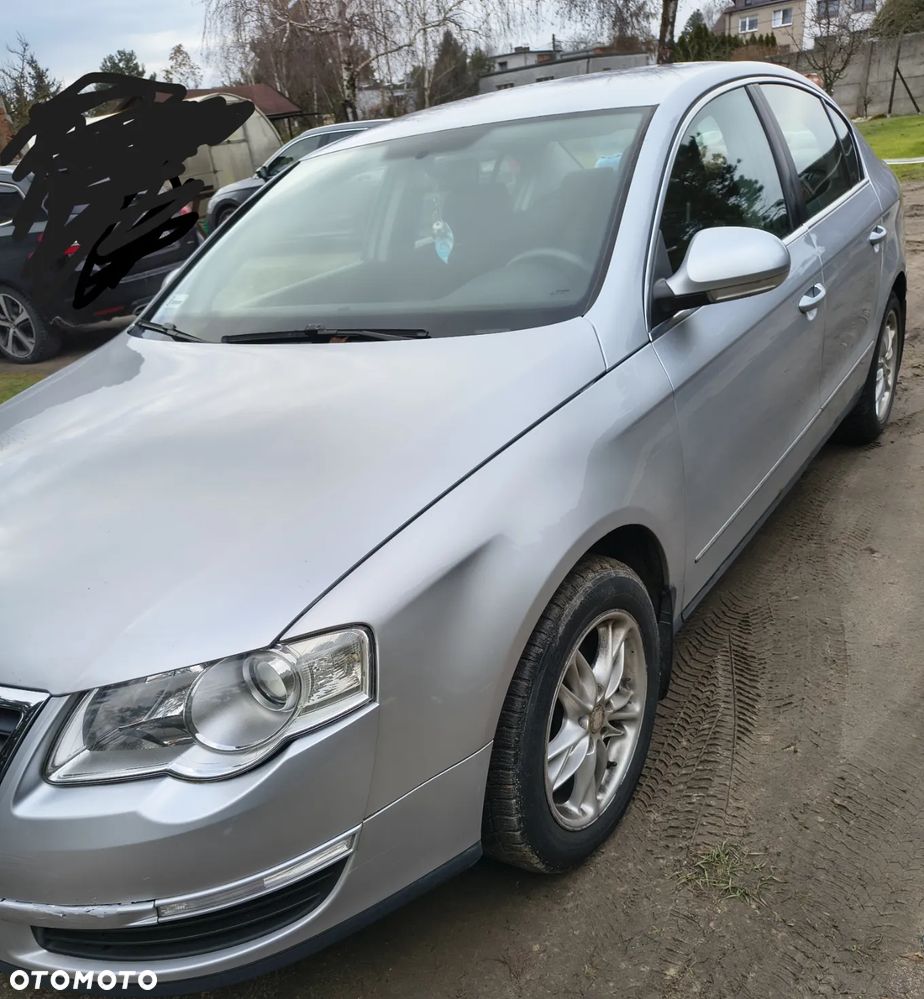 Volkswagen Passat - 13