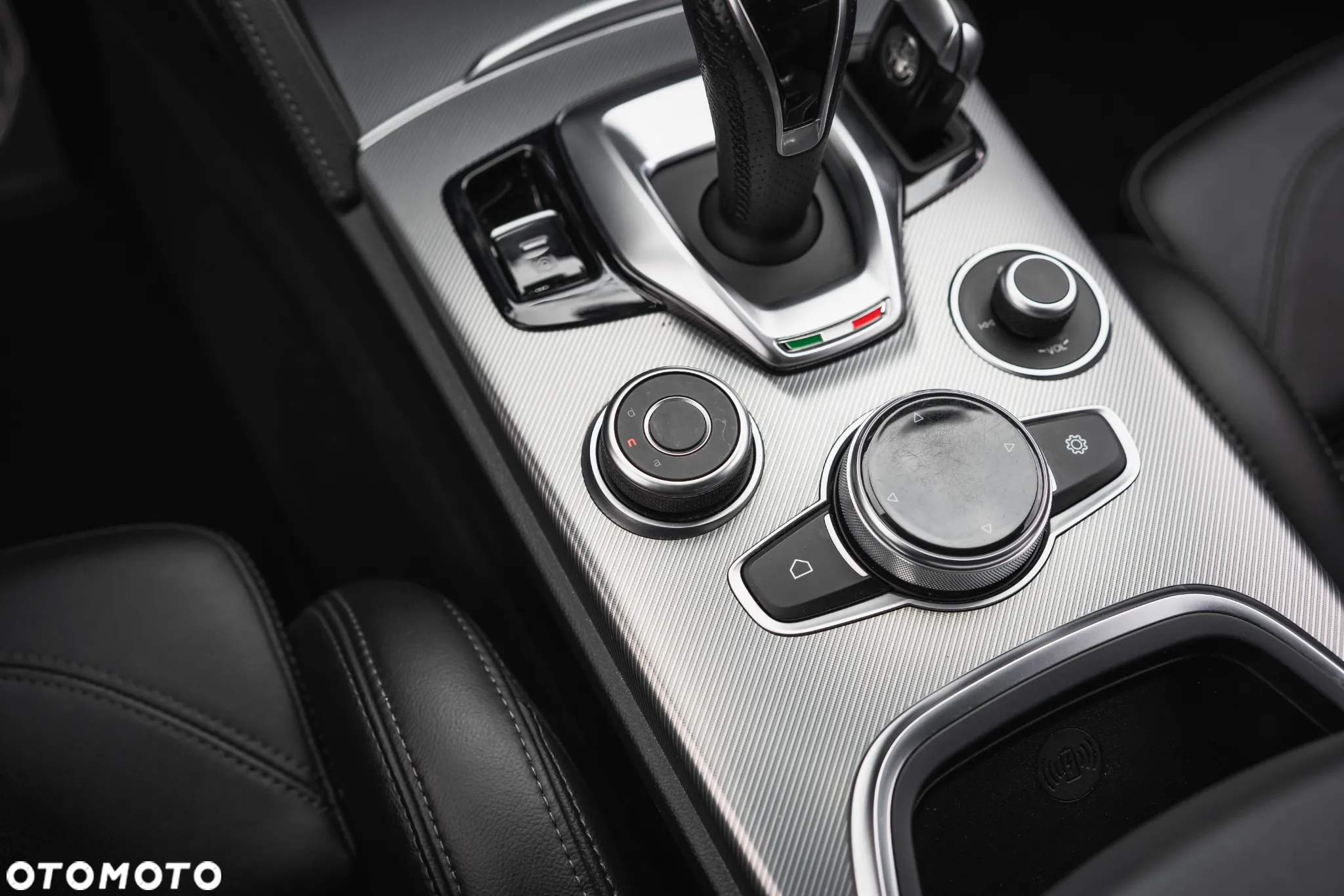 Alfa Romeo Stelvio 2.0 Turbo Veloce Q4 - 18
