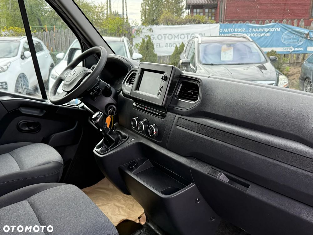 Nissan NV400 - 5