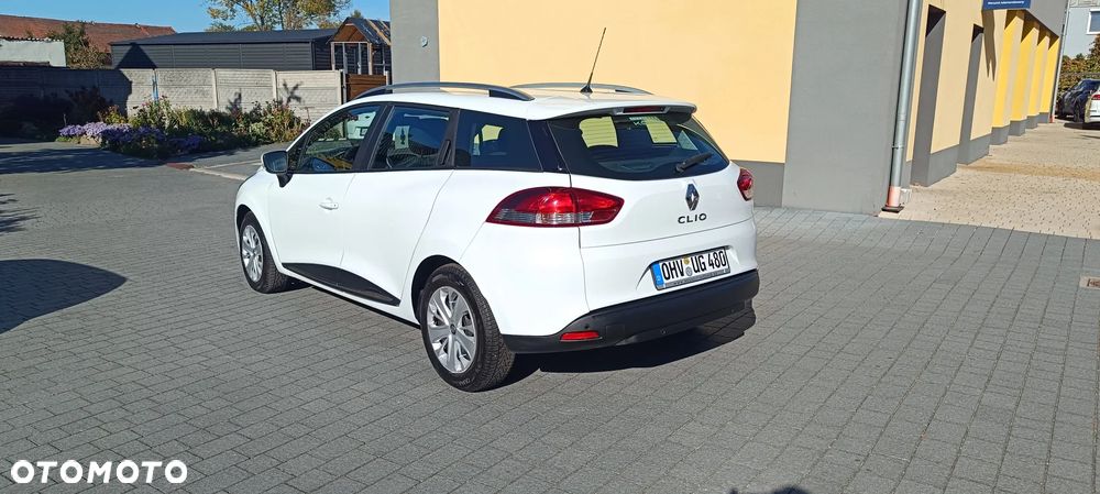 Renault Clio - 16