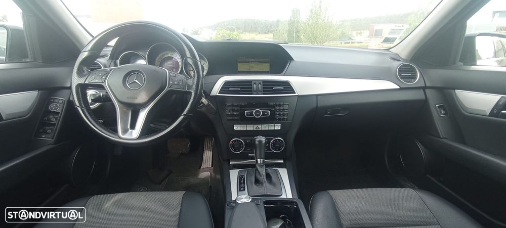 Mercedes-Benz C 220 - 6