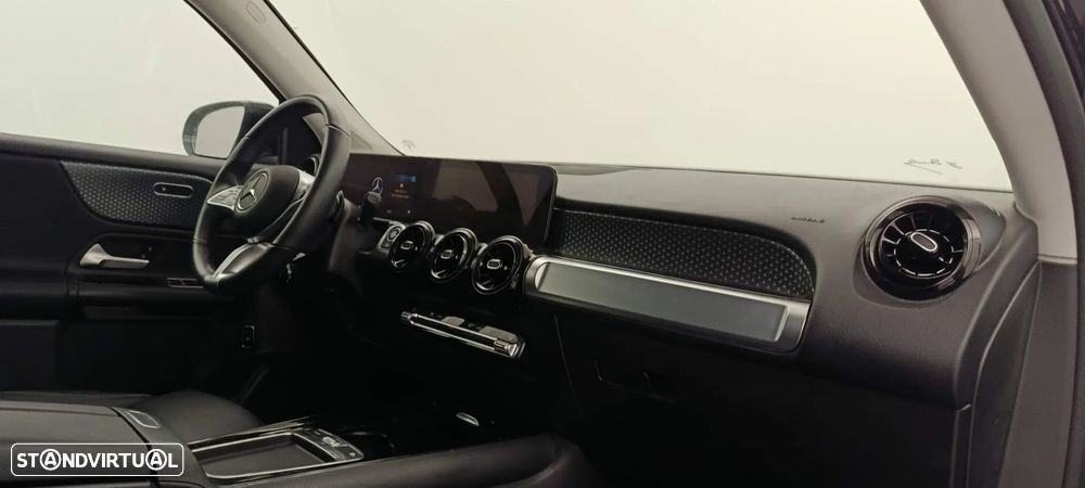 Mercedes-Benz GLB 180 d - 21