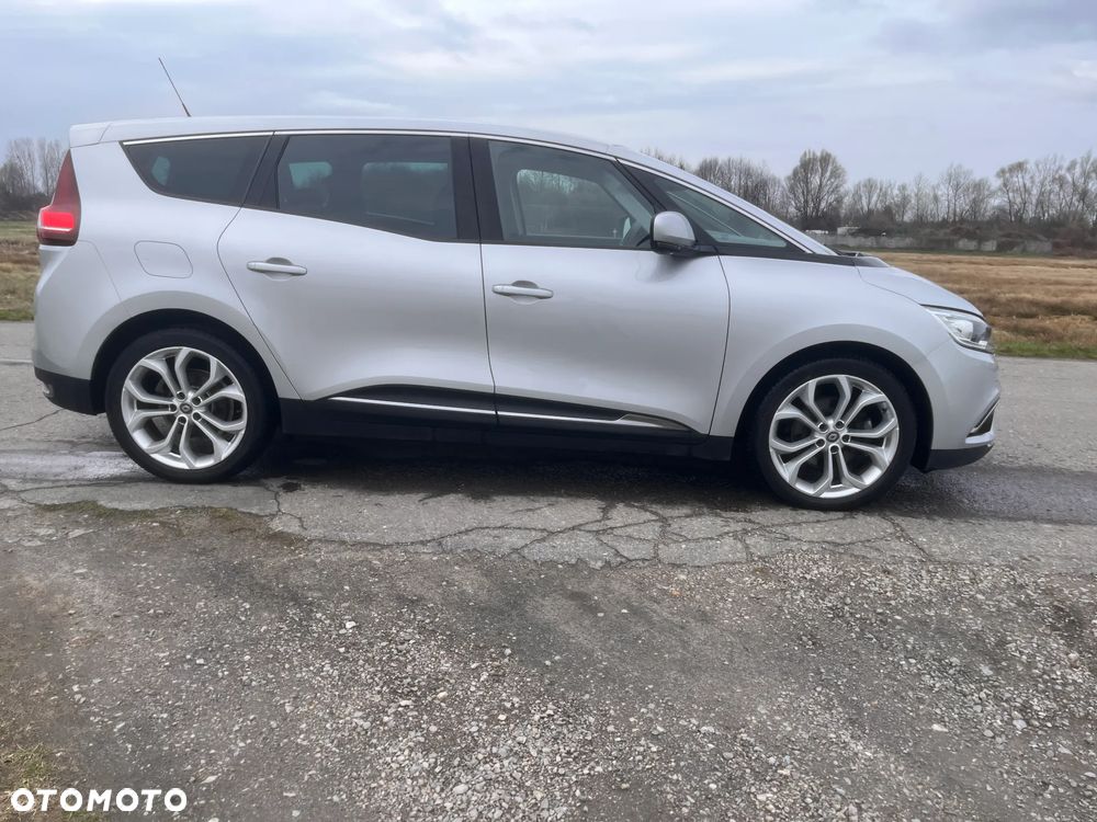 Renault Grand Scenic - 6