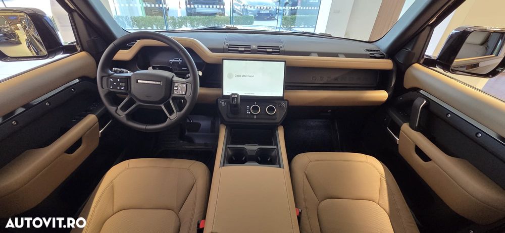 Land Rover Defender - 11