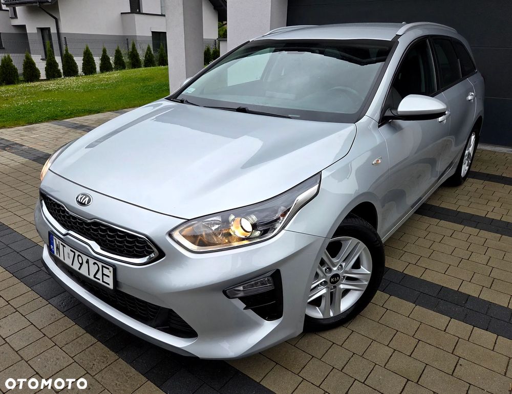 Kia Ceed 1.6 CRDi mHEV M - 5