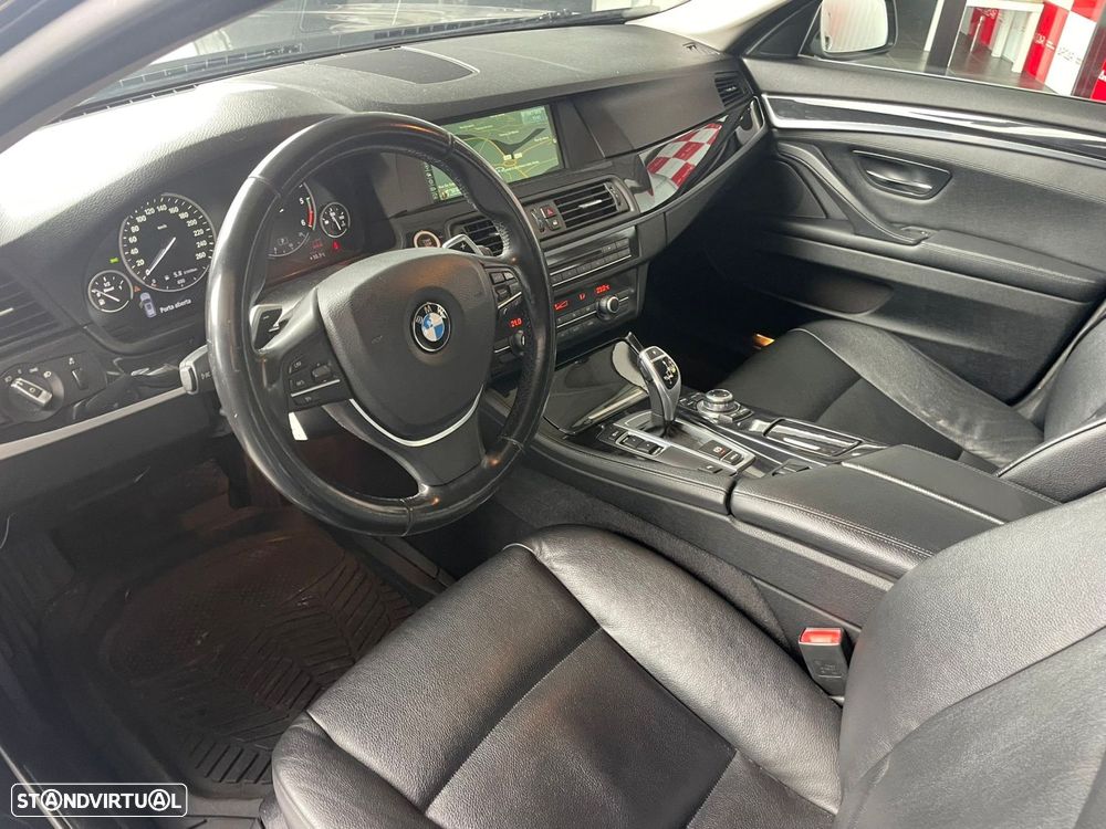 BMW 520 d Auto - 19