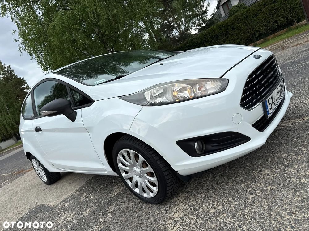 Ford Fiesta - 2