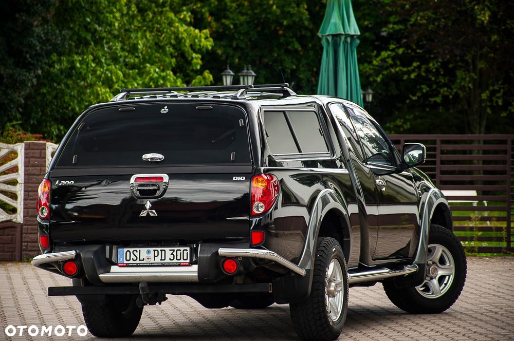 Mitsubishi L200 Pick Up 4x4 Intense Club Cab - 35