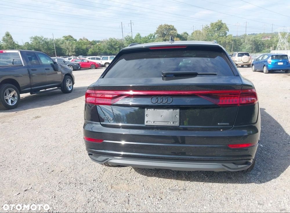 Audi Q8 - 6