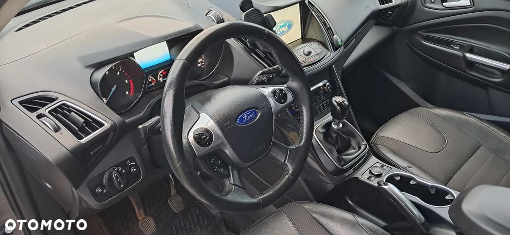 Ford Kuga 2.0 TDCi AWD Titanium - 13