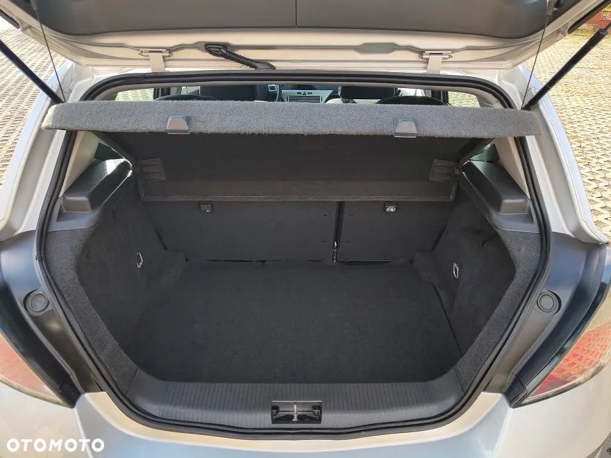 Opel Astra III 1.6 - 19