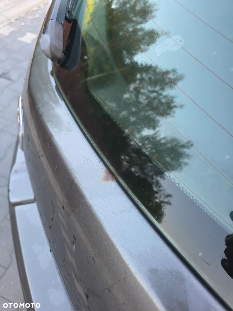 Mazda 3 1.6 Active + - 18