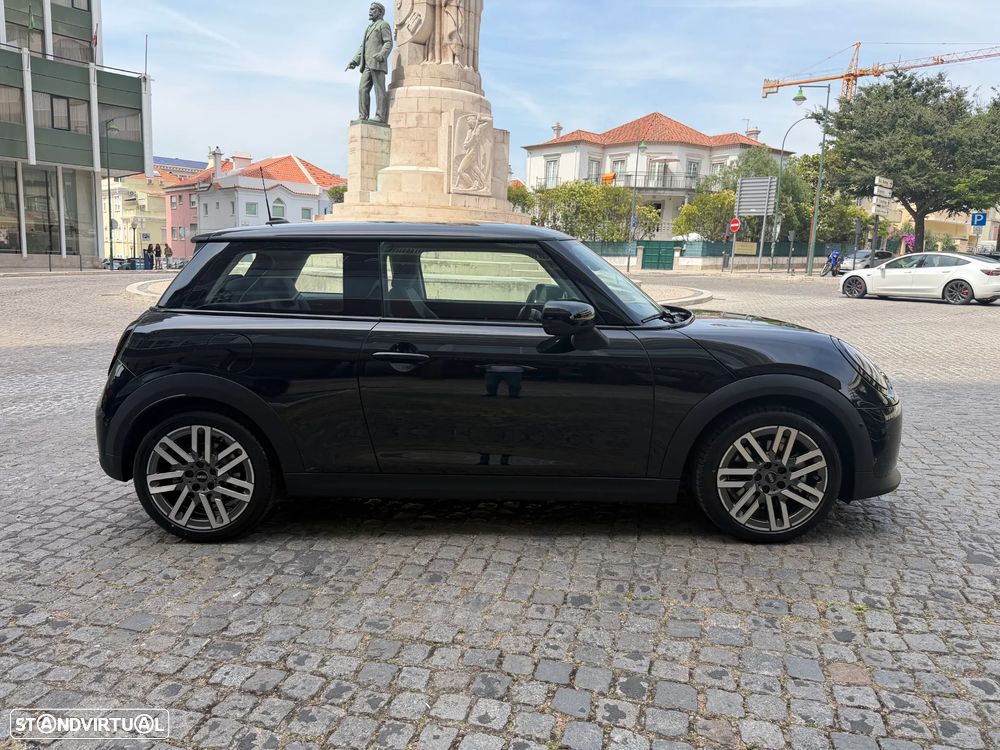 MINI 3 Portas Cooper C Essential - 3