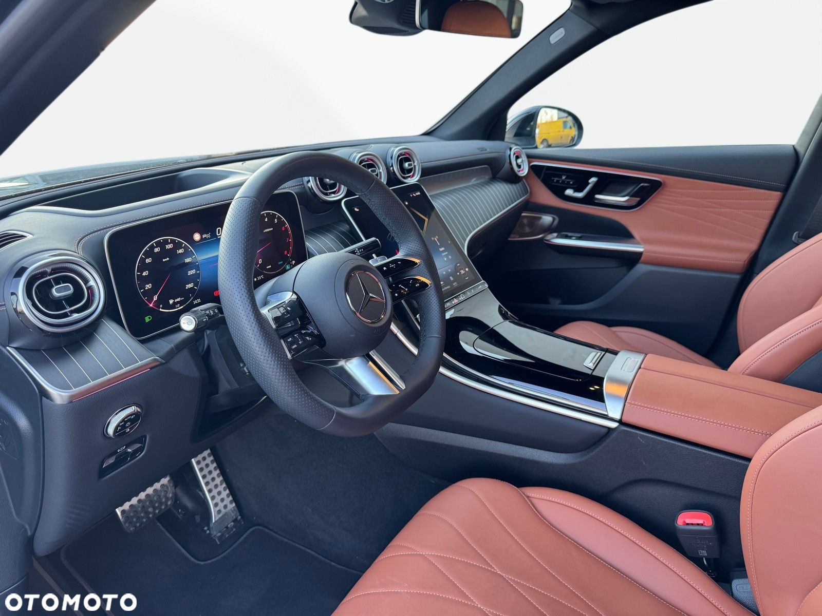 Mercedes-Benz GLC - 11
