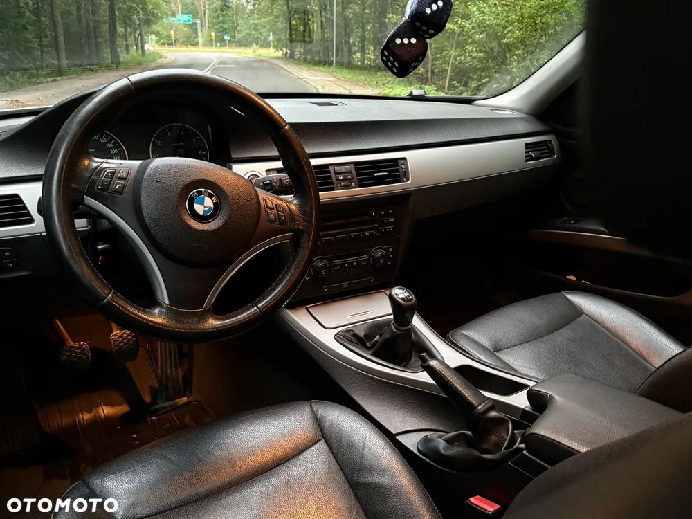 BMW Seria 3 - 16