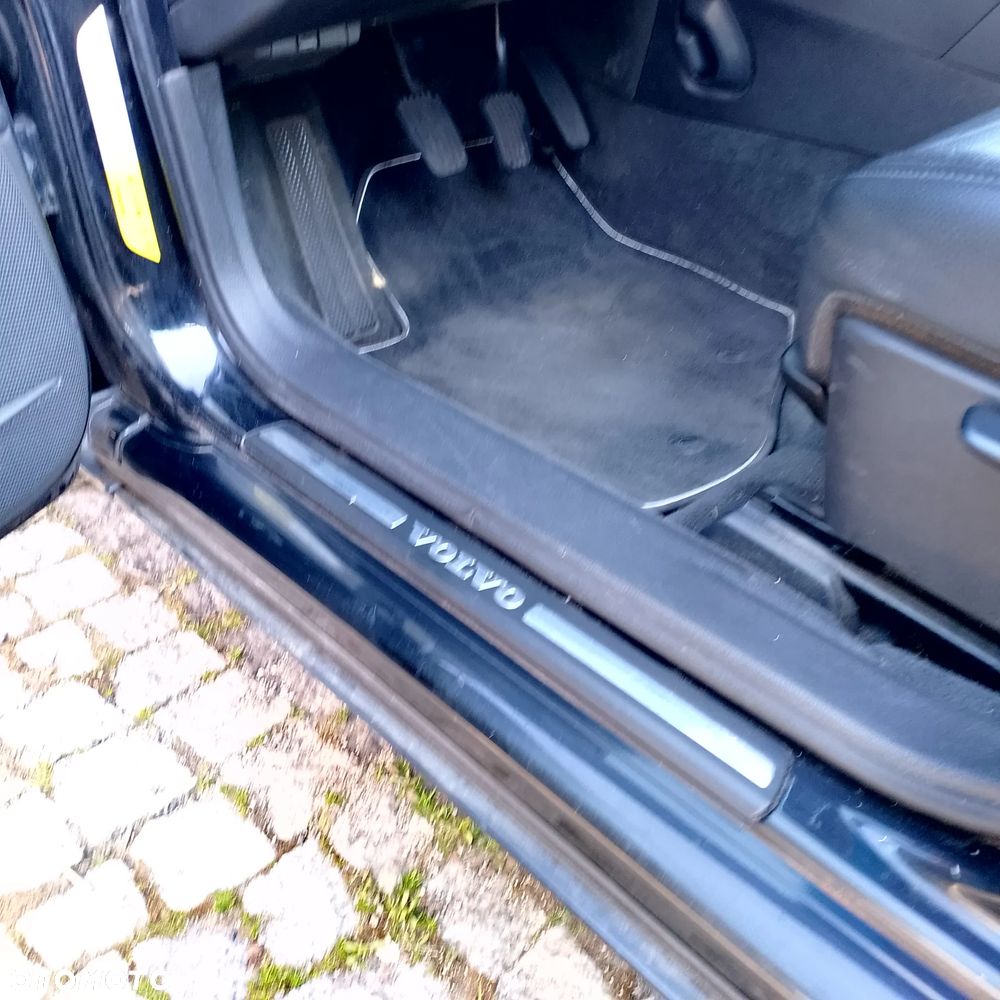 Volvo V70 2.4 Black Edition - 20