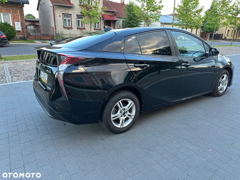 Toyota Prius 1.8 Hybrid Prestige - 6