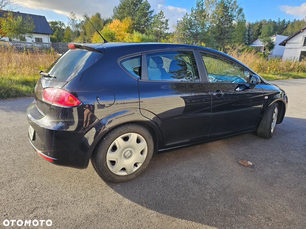 Seat Leon 2009 photo 2