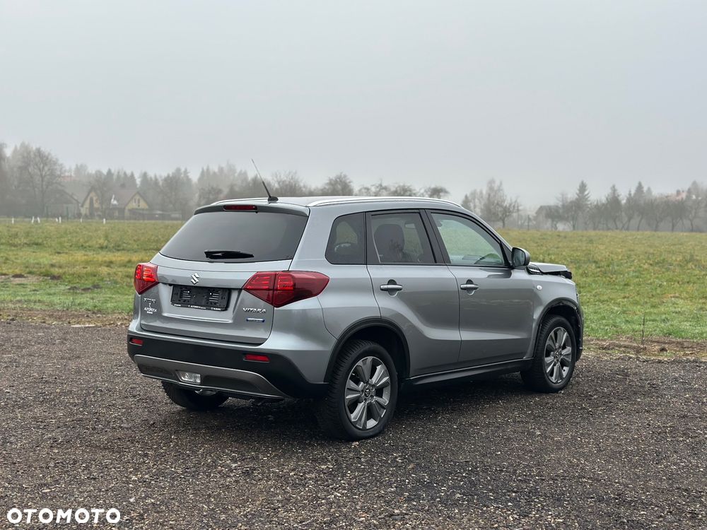 Suzuki Vitara - 11