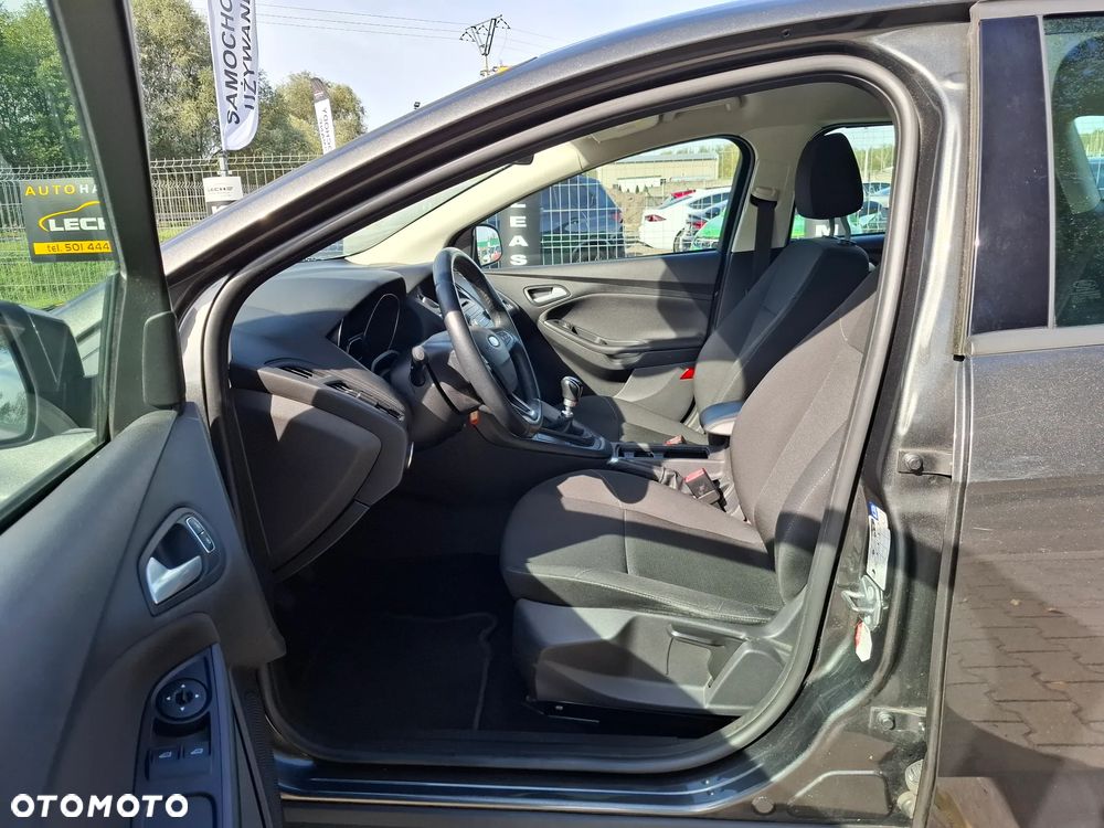Ford Focus - 18