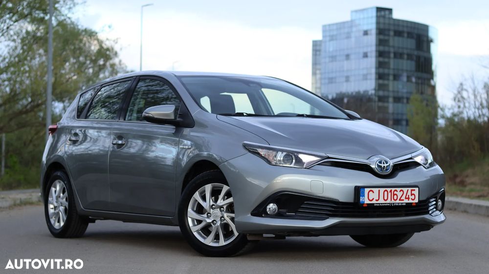 Toyota Auris - 2