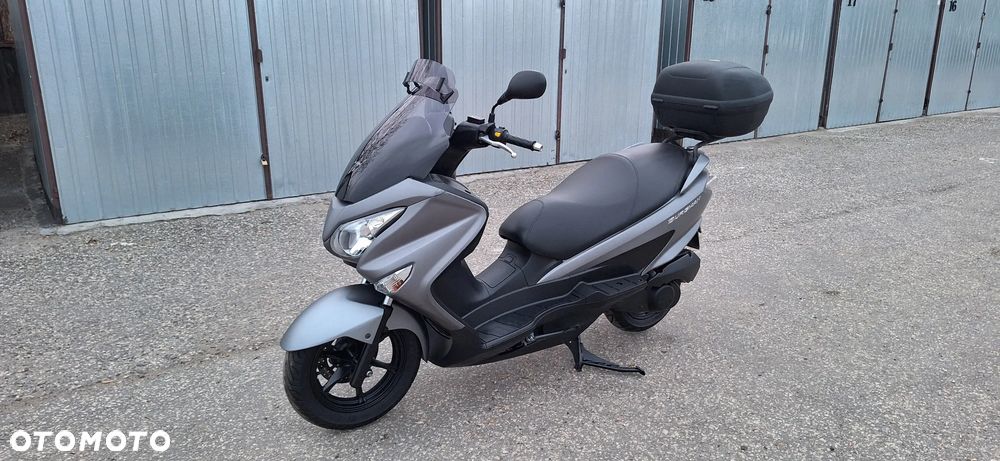 Suzuki Burgman - 1