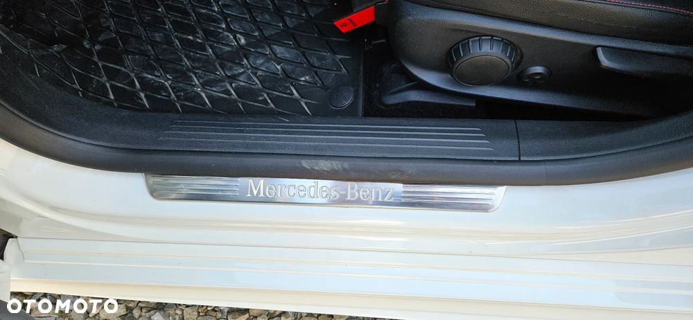 Mercedes-Benz CLA 200 AMG Line 7G-DCT - 26