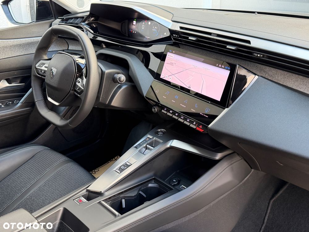 Peugeot 308 BlueHDi 130 EAT8 Allure - 15