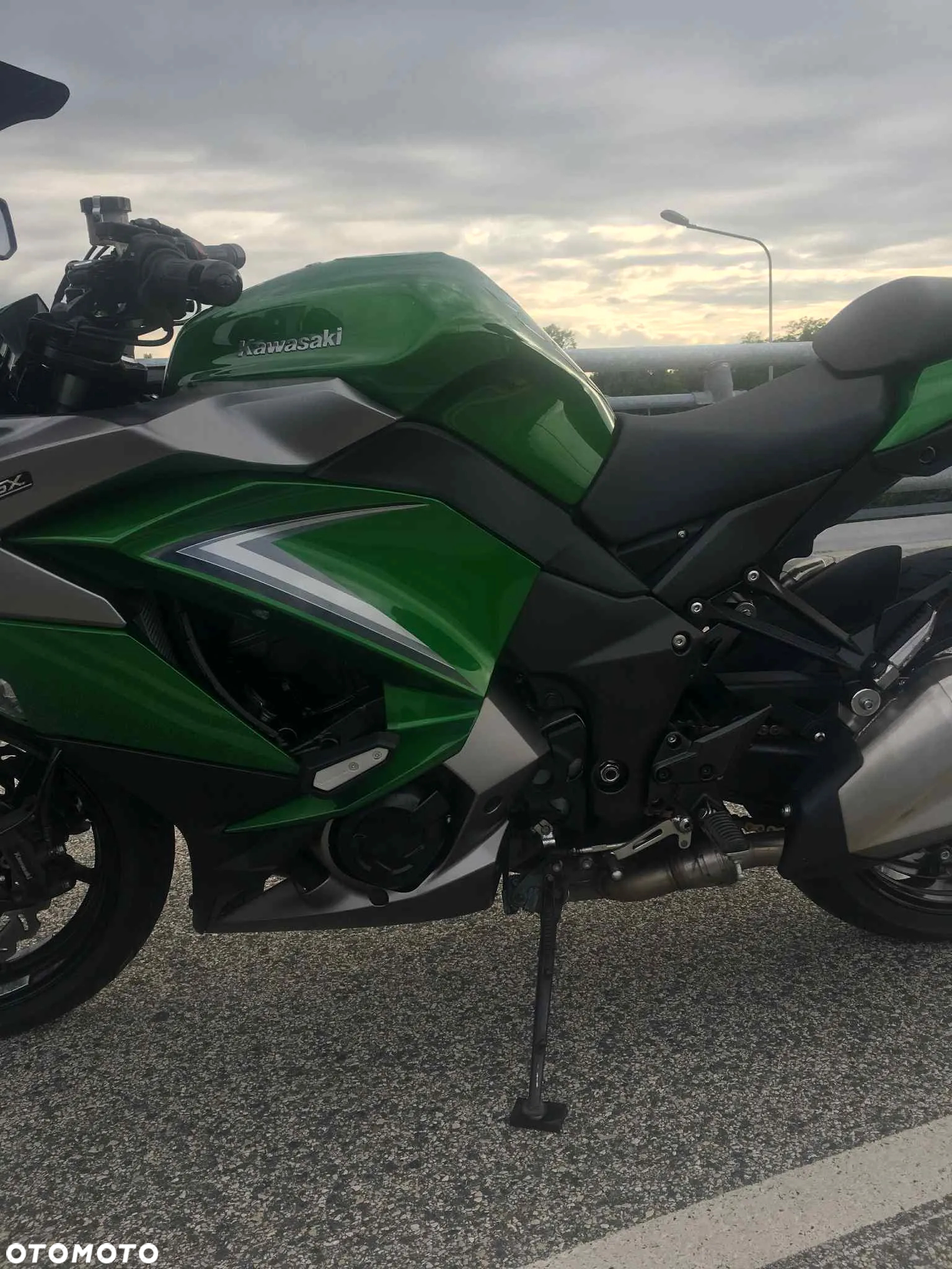 Kawasaki Ninja 1000 SX - 11