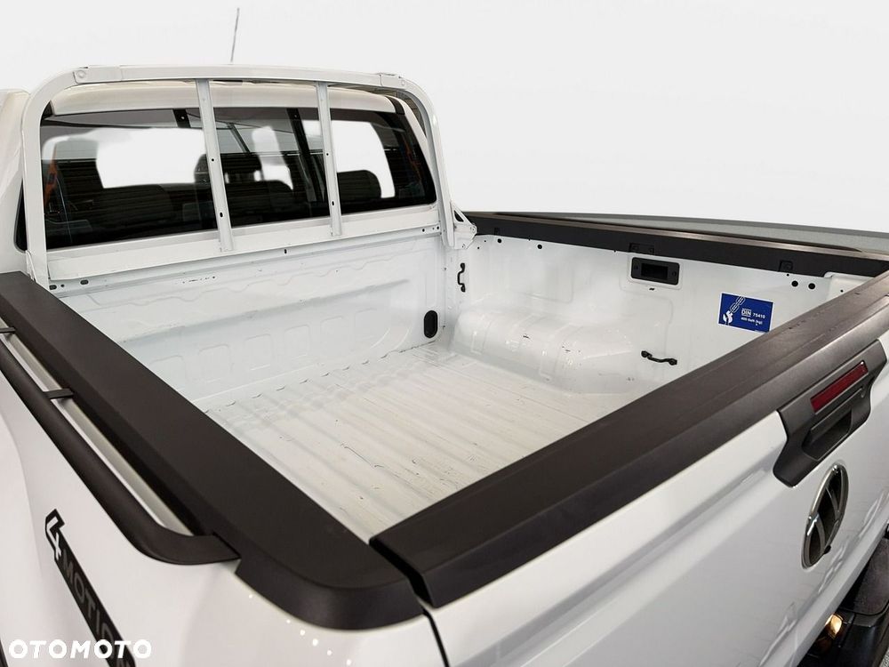 Volkswagen Amarok - 13