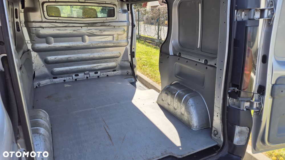 Renault Trafic - 11