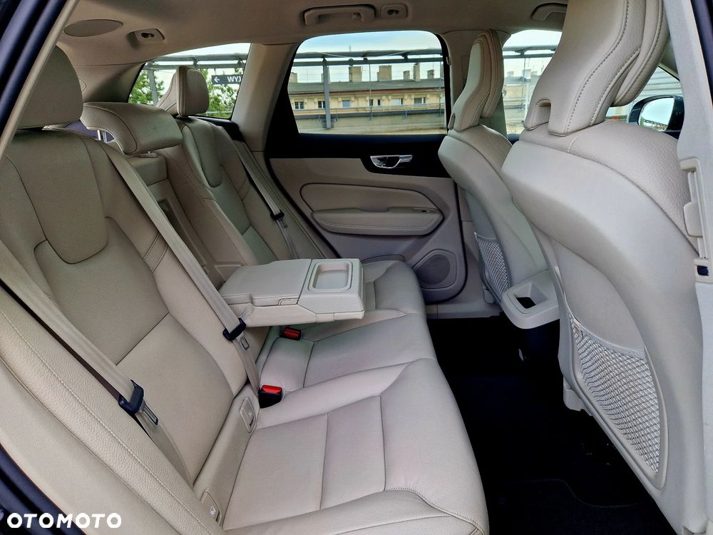 Volvo XC 60 T5 AWD Inscription - 20