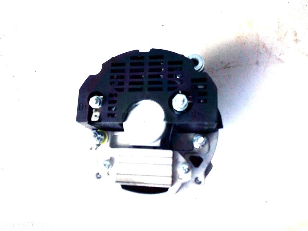 MAHLE ALTERNATOR DEUTZ CASE FENDT RENAULT CARRARO GONDONI HOLDER KRAMER 14V 65A - 5