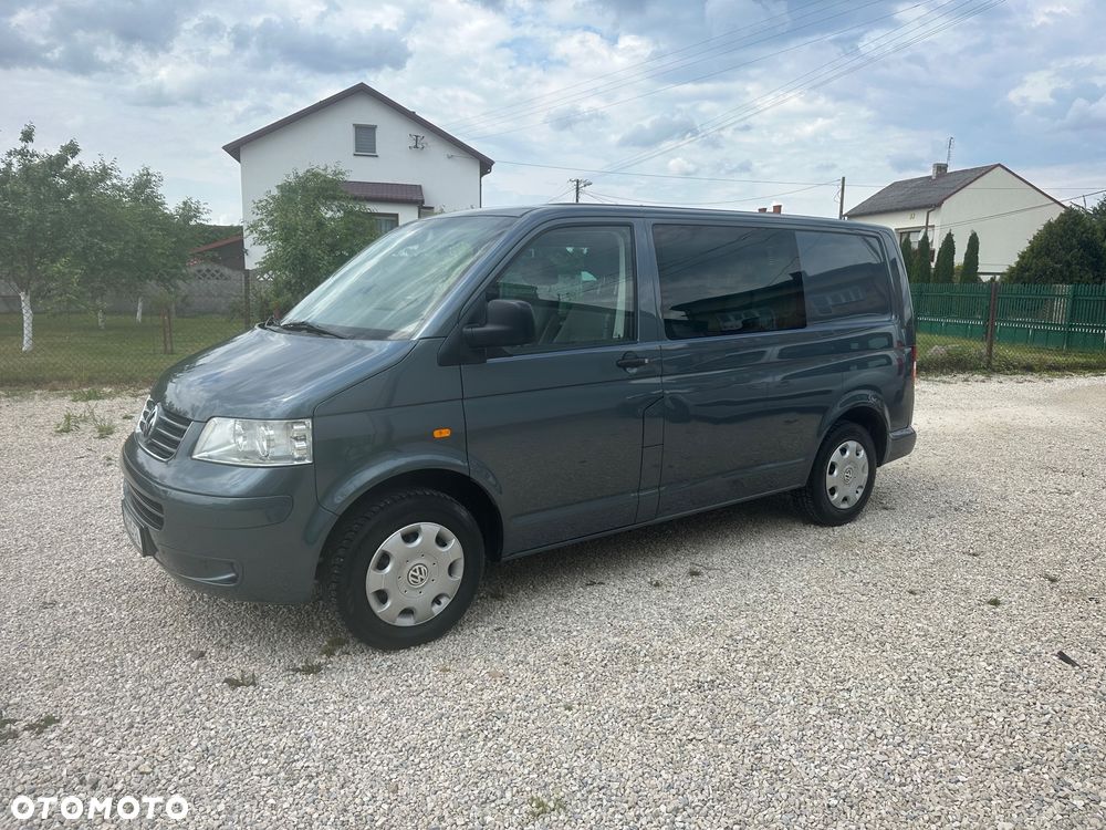 Volkswagen Transporter - 2