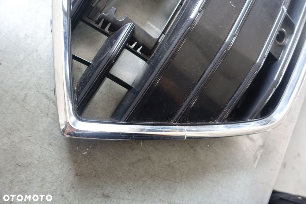 ATRAPA GRILL AUDI A7 C8 18r.- RADAR  4K8853651A - 2