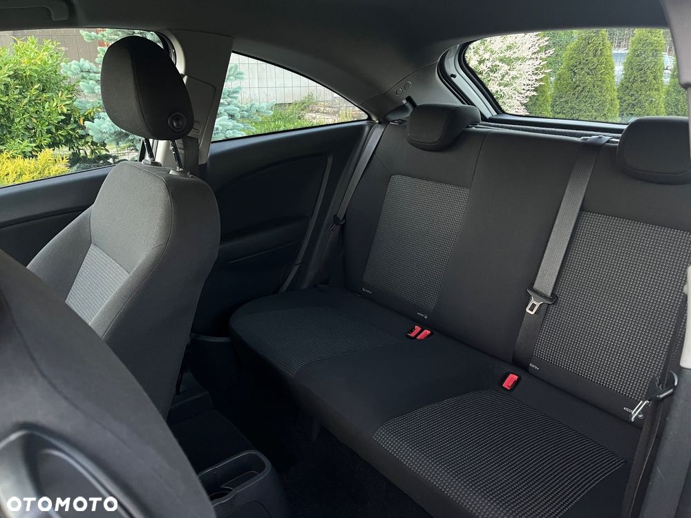 Opel Corsa - 8