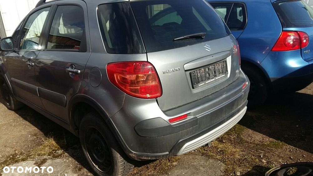 Na części Suzuki SX4 ZCD Silnik Skrzynia Maska Zderzak Drzwi Klapa Szyba - 2
