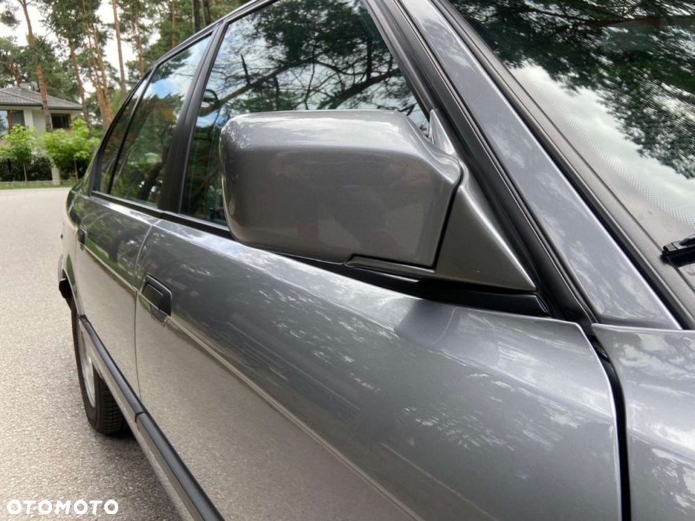 BMW Seria 7 - 21