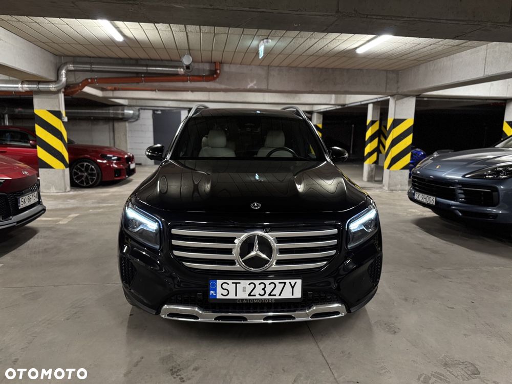 Mercedes-Benz GLB - 10