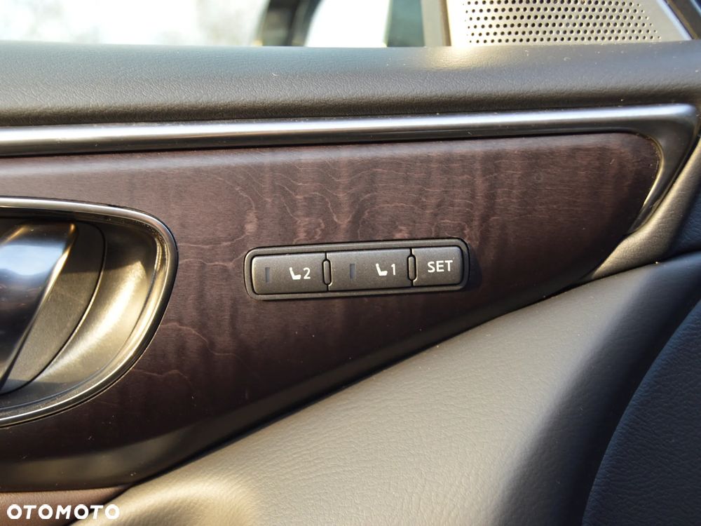 Infiniti Q50 2.0t Sport Tech EU6 - 9